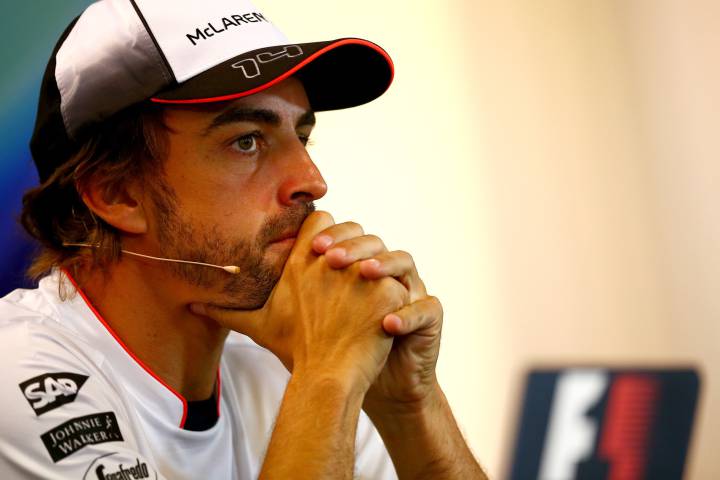 Fernando Alonso: cambio de motor y 35 puestos de sanción