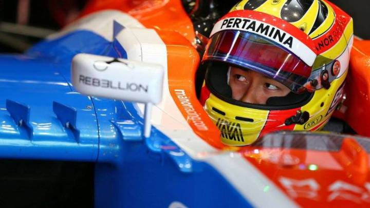 Haryanto reunió el dinero para seguir en F1 ¡una semana tarde!