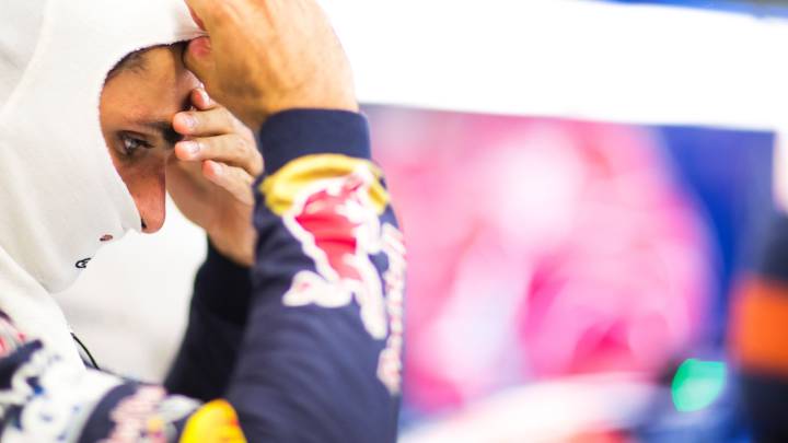 Sainz: "En 2015, 64ºC en la pista, pero Singapur es más duro".