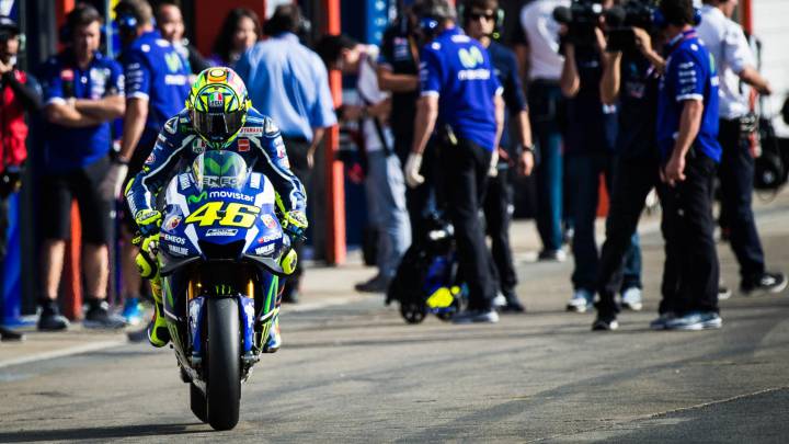 Pole de Rossi, con Márquez 2º y el recuperado Lorenzo 3º