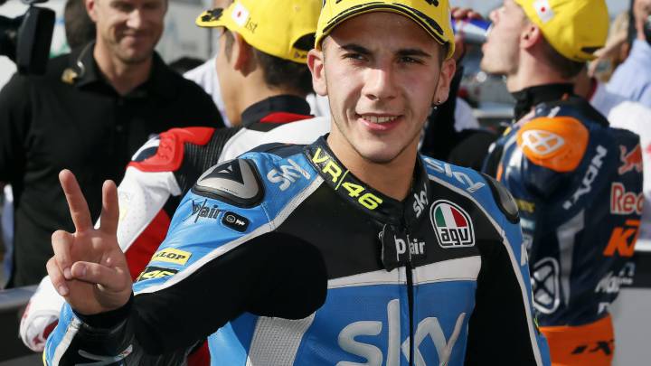 Migno logra la pole en Moto3 tras la sanción de Ono