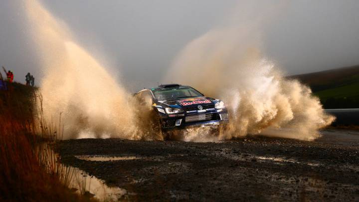 Sebastien Ogier se escapa en Gales y Dani Sordo es sexto
