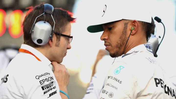 Lewis Hamilton en la parrilla del GP de Abu Dhabi.