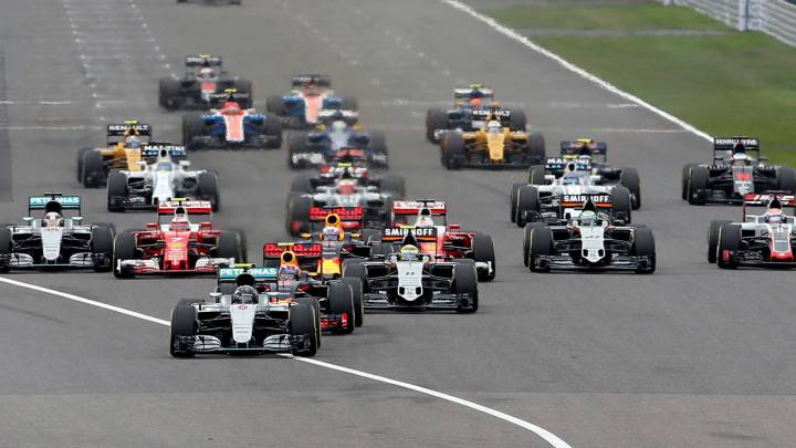 Salida del GP de Japón 2016 de F1.