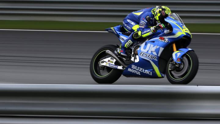 Andrea Iannone con la Suzuki en Sepang.