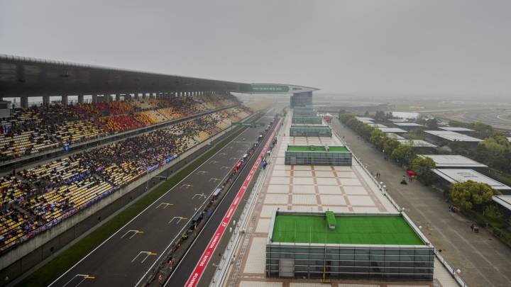 Recta del circuito de Shanghái durante los libres cancelados.