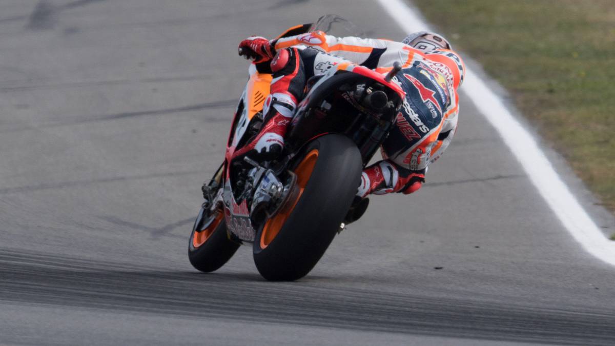 Marc Marquez con la Honda en Assen.
