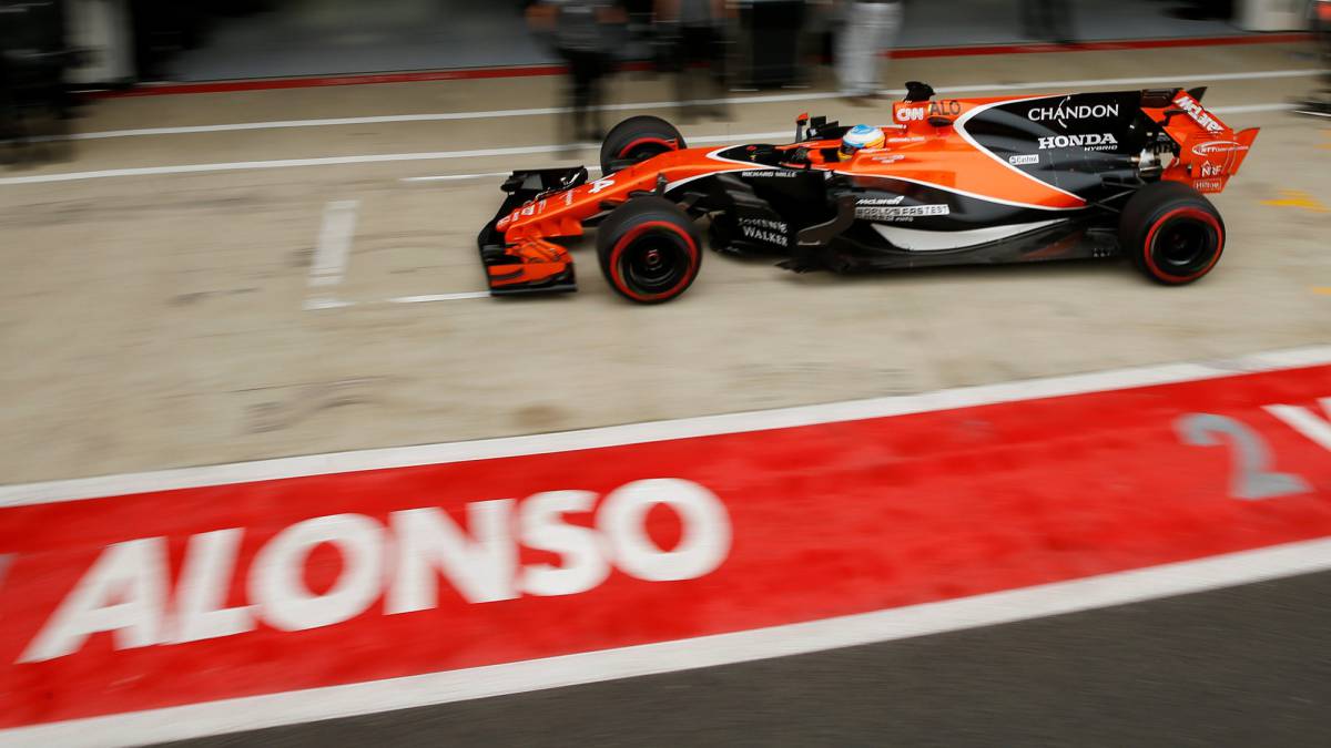 McLaren cree que Alonso seguirá con ellos en 2018