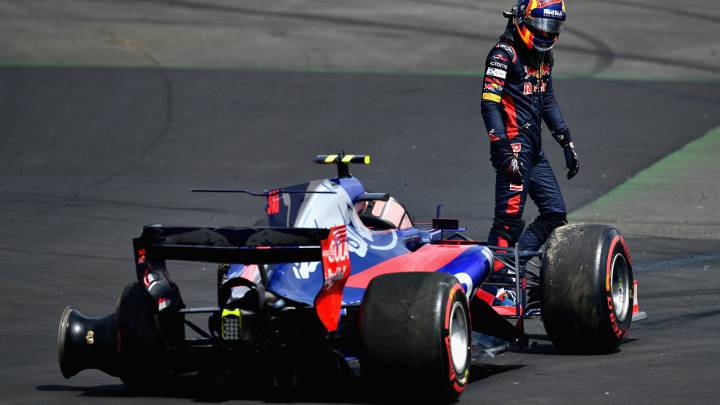 Kvyat vuelve a jugar a los bolos y deja fuera a Carlos Sainz
