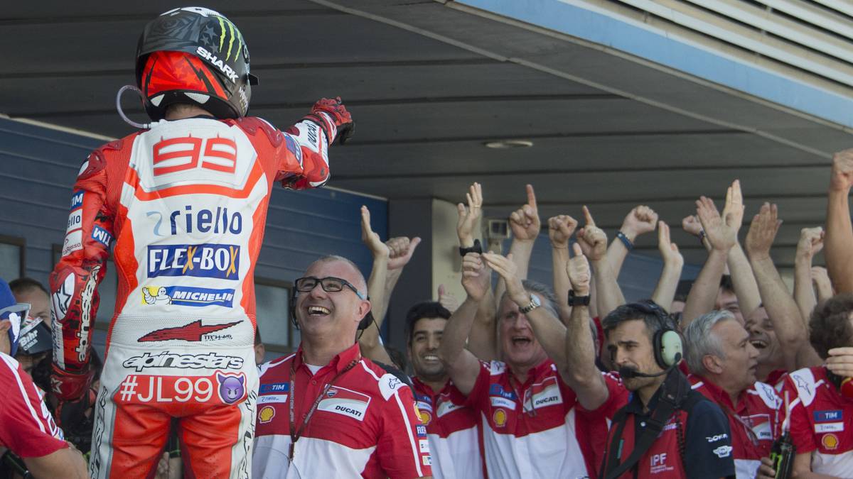 Ducati: mejoras aerodinámicas para ayudar a Lorenzo