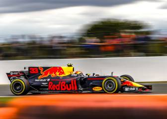 Carlos Sainz busca escapar de la ‘batidora’ Red Bull