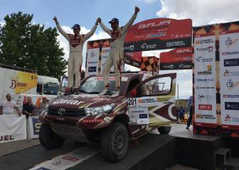 Al Attiyah avanza que tendrá un Toyota nuevo para el Dakar