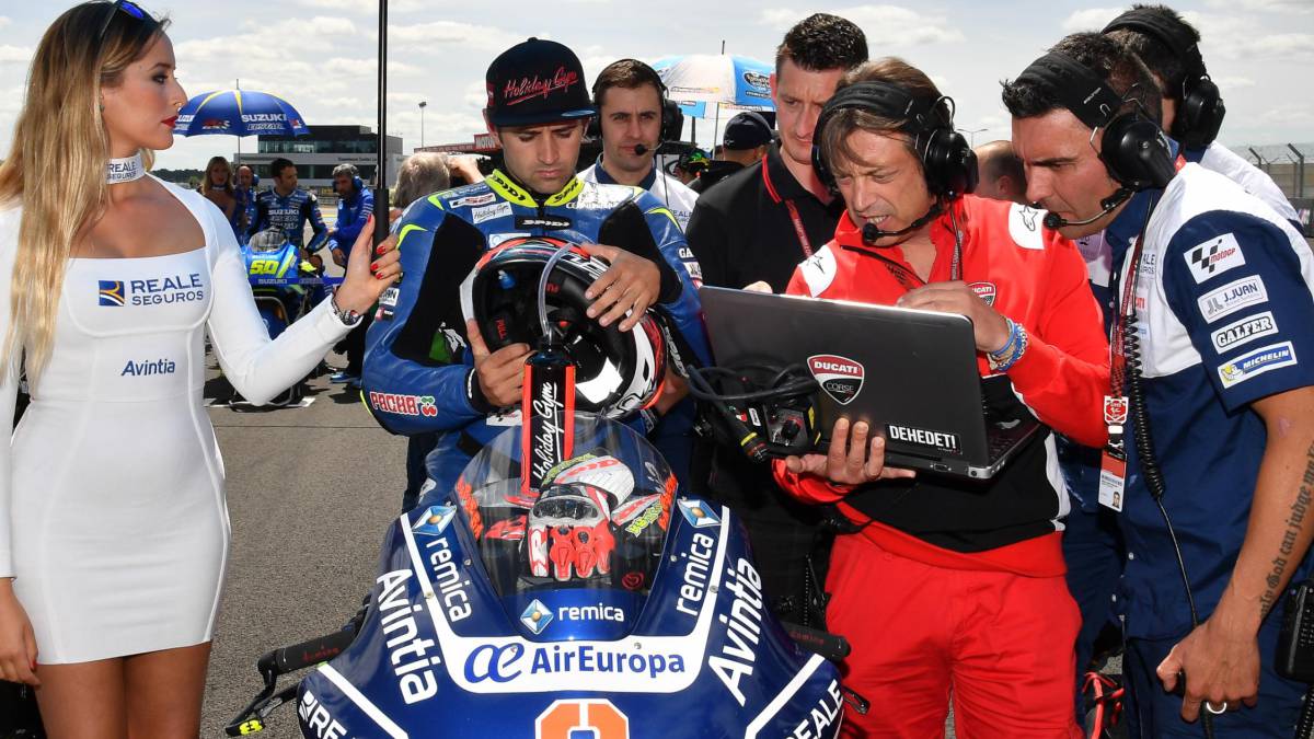 Peligra la continuidad de Barberá en MotoGP
