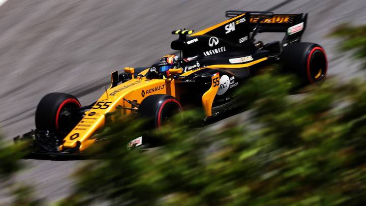 Carlos Sainz con el Renault.