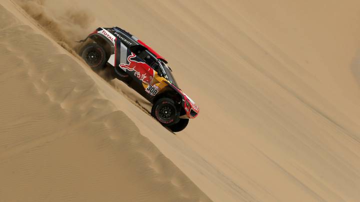 Despres y Peterhansel recuperan el pulso y Sainz cede 13 minutos