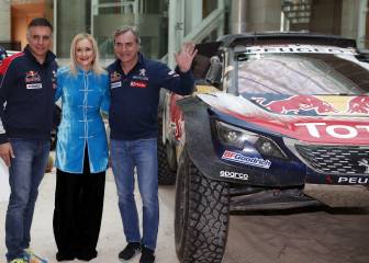 Carlos Sainz recibe el homenaje de la Comunidad de Madrid