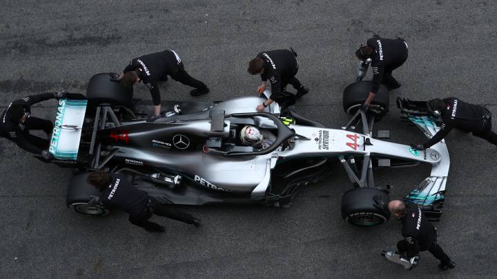 Mercedes ha ganado los últimos cuatro títulos de pilotos y constructores y ahora va a por el quinto en ambas clasificaciones.
