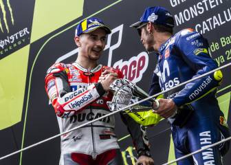 Compadreo entre Lorenzo y Rossi por segundo podio consecutivo