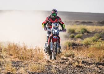 Joan Barreda lidera a Honda en su asalto al Atacama