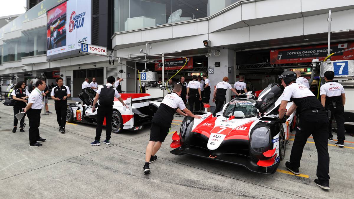 Los dos monoplazas de Toyota.