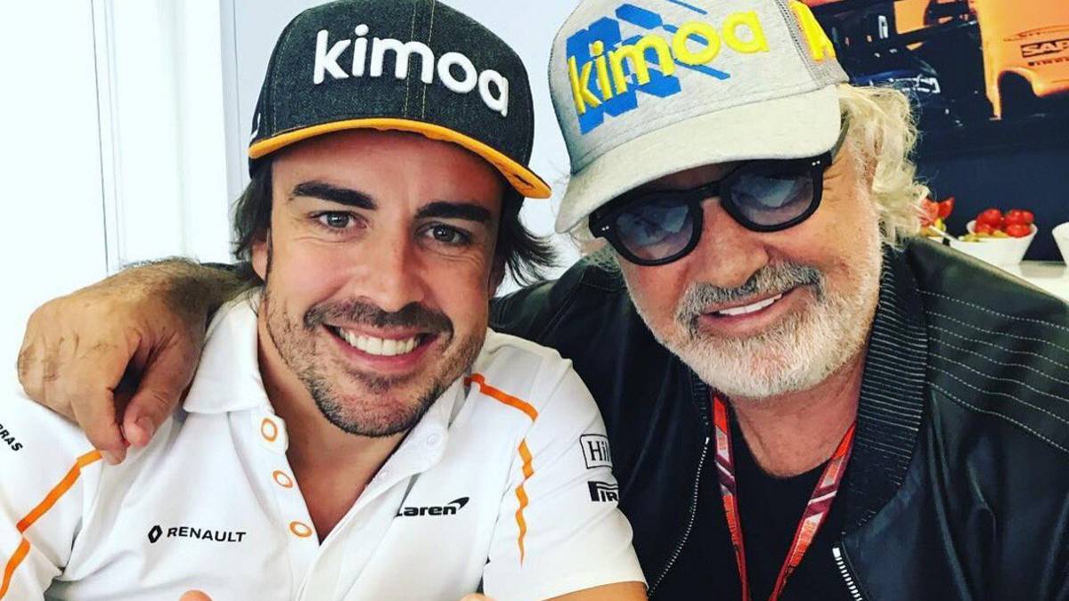 Briatore: "Alonso hubiera ganado seguro este Mundial con Ferrari"