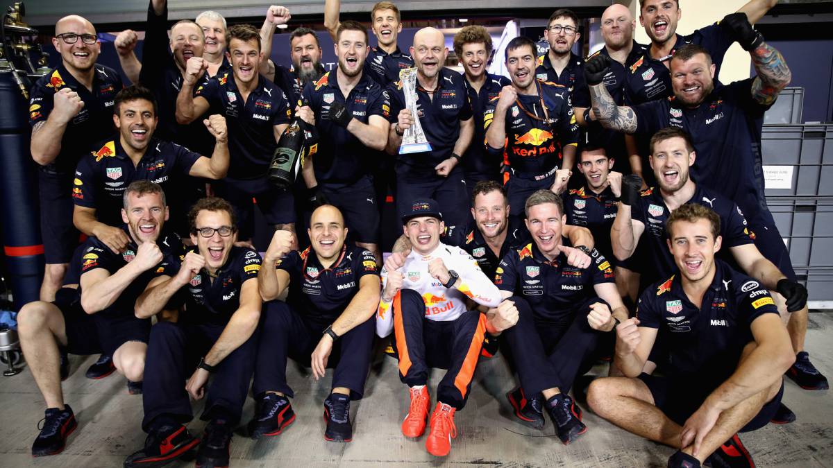 Trabajar con comisarios, posible castigo a Max Verstappen