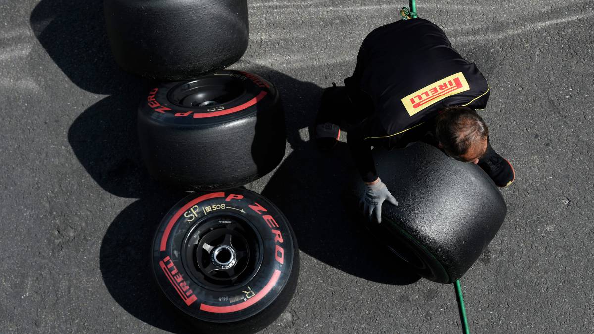 Neumáticos Pirelli.