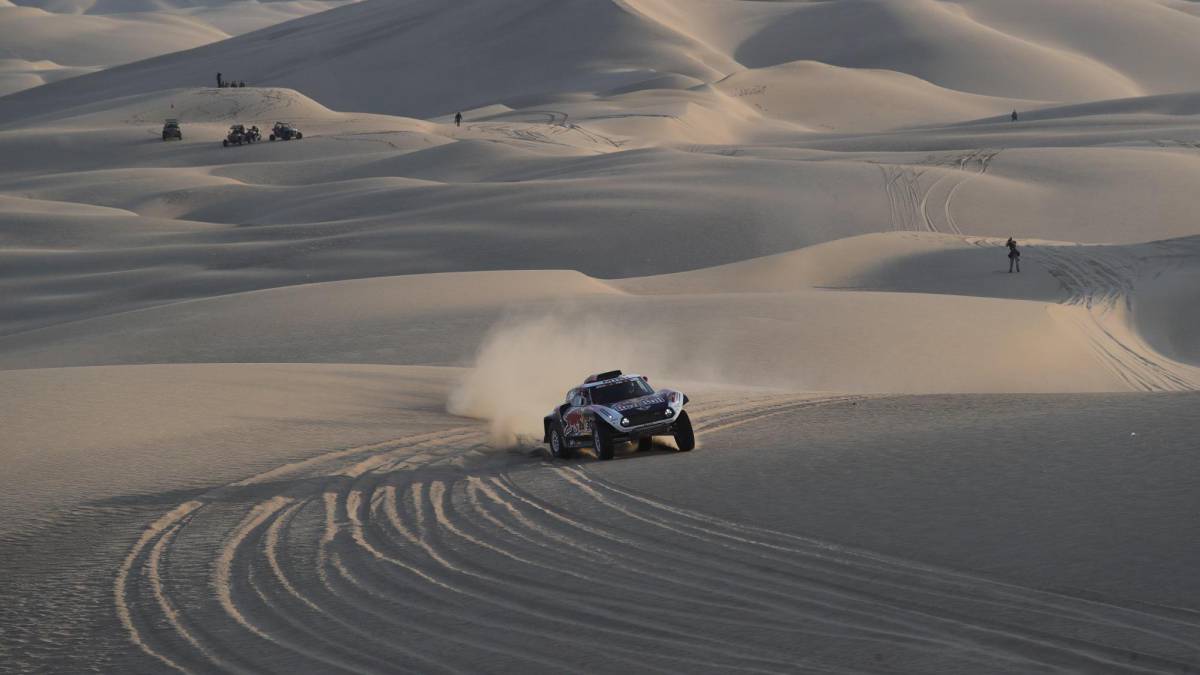 Peterhansel y Al Attiyah emergen el día de los desastres