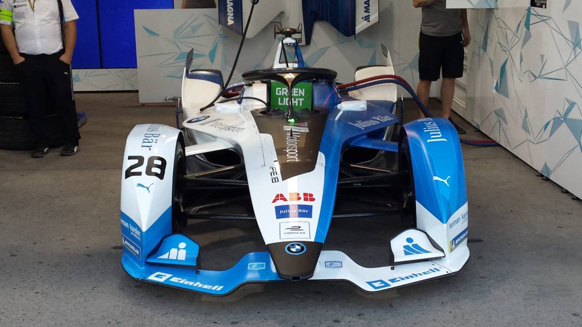 El BMW Andretti de Da Costa con el morro negro en homenaje a Lamm.
