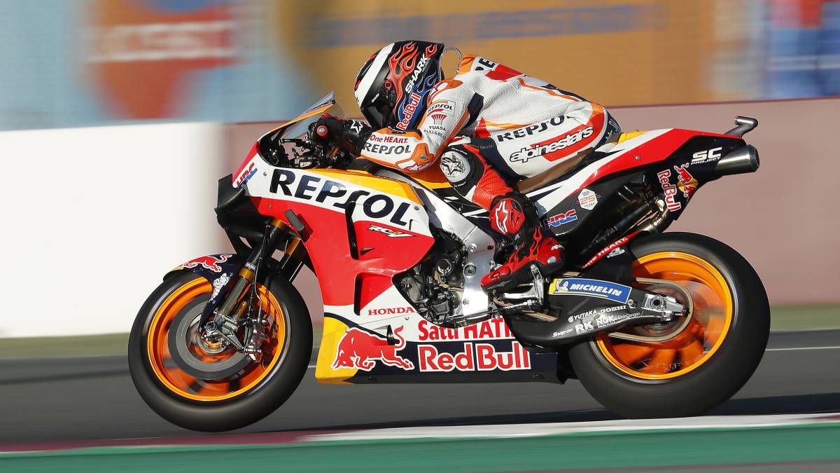 Detalle del sillín marrón de la moto de Jorge Lorenzo.