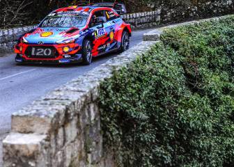Dani Sordo se juega el podio con Ogier en Córcega