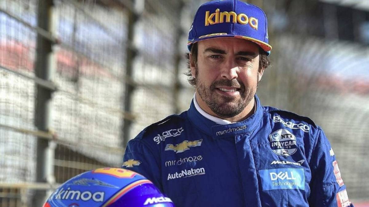 Alonso: "Pensé en hacer la temporada de Indy completa"