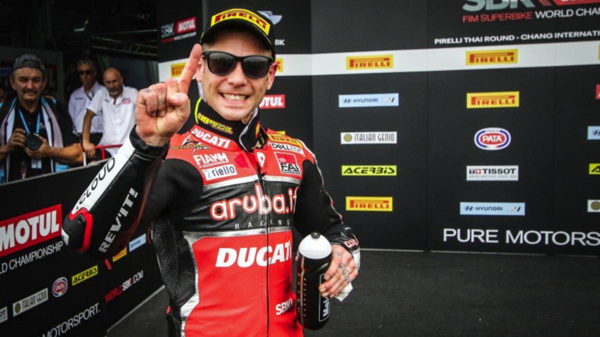 Ducati goza de Bautista en SBK y no le necesita aún en MotoGP