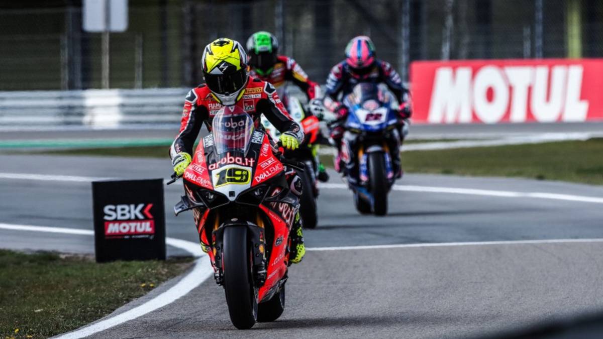 Álvaro Bautista en Assen con la Ducati.