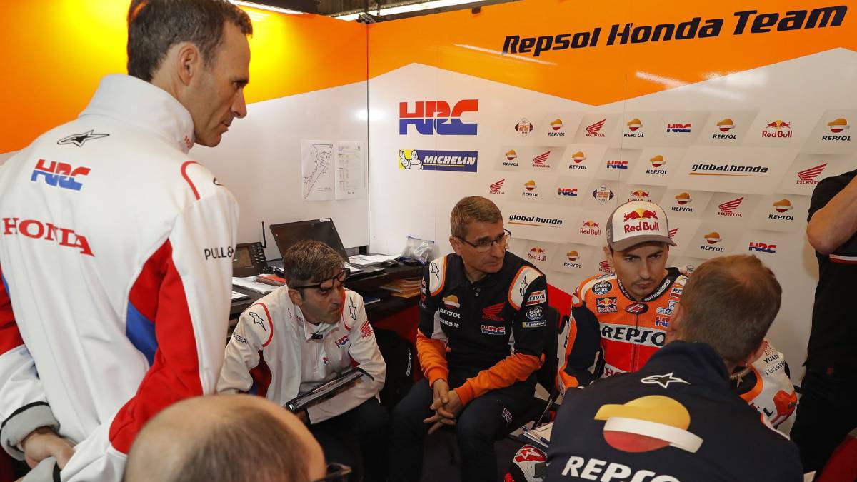 Repsol Honda con Lorenzo.