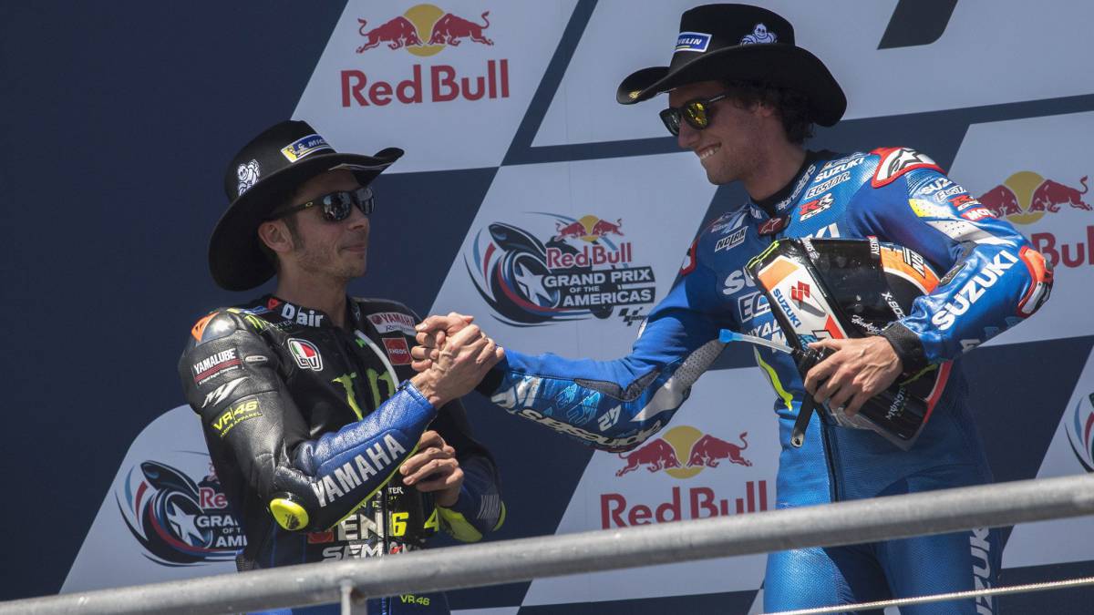 Rossi y Rins son cada vez más favoritos en la lucha por el título
