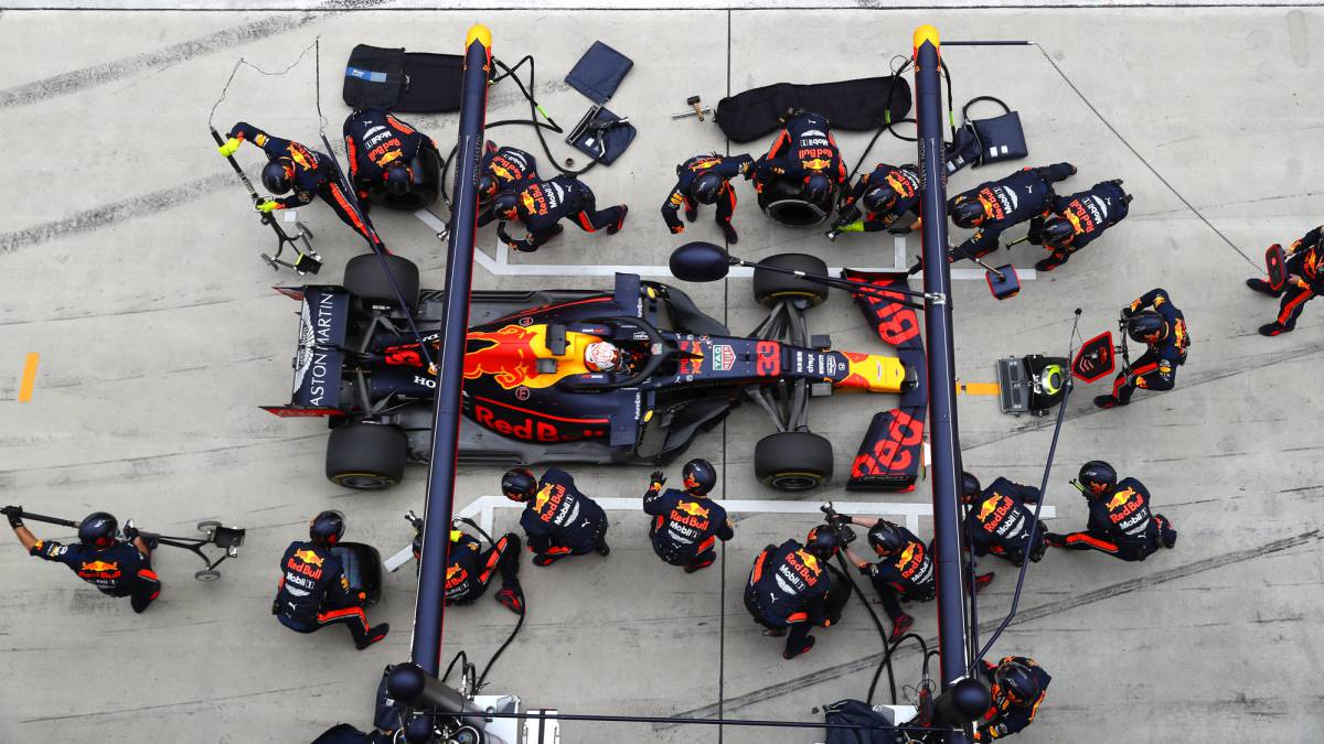 Red Bull disfruta con la "constante evolución" de Honda