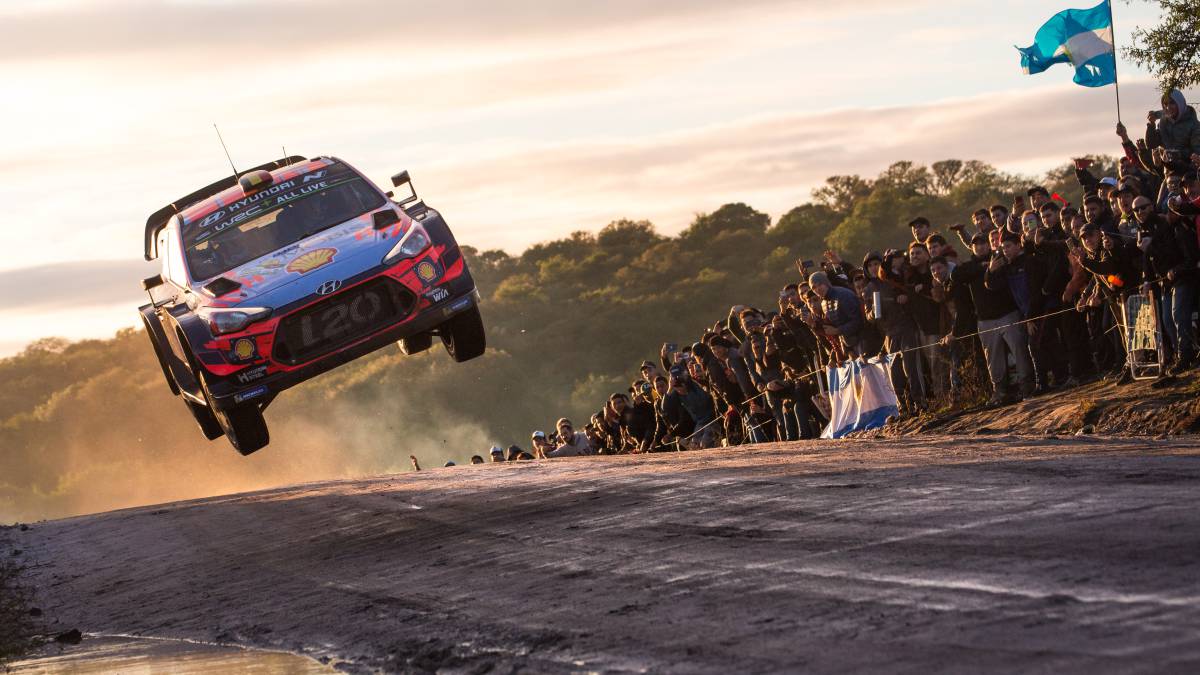Neuville vuela hacia su segundo triunfo consecutivo