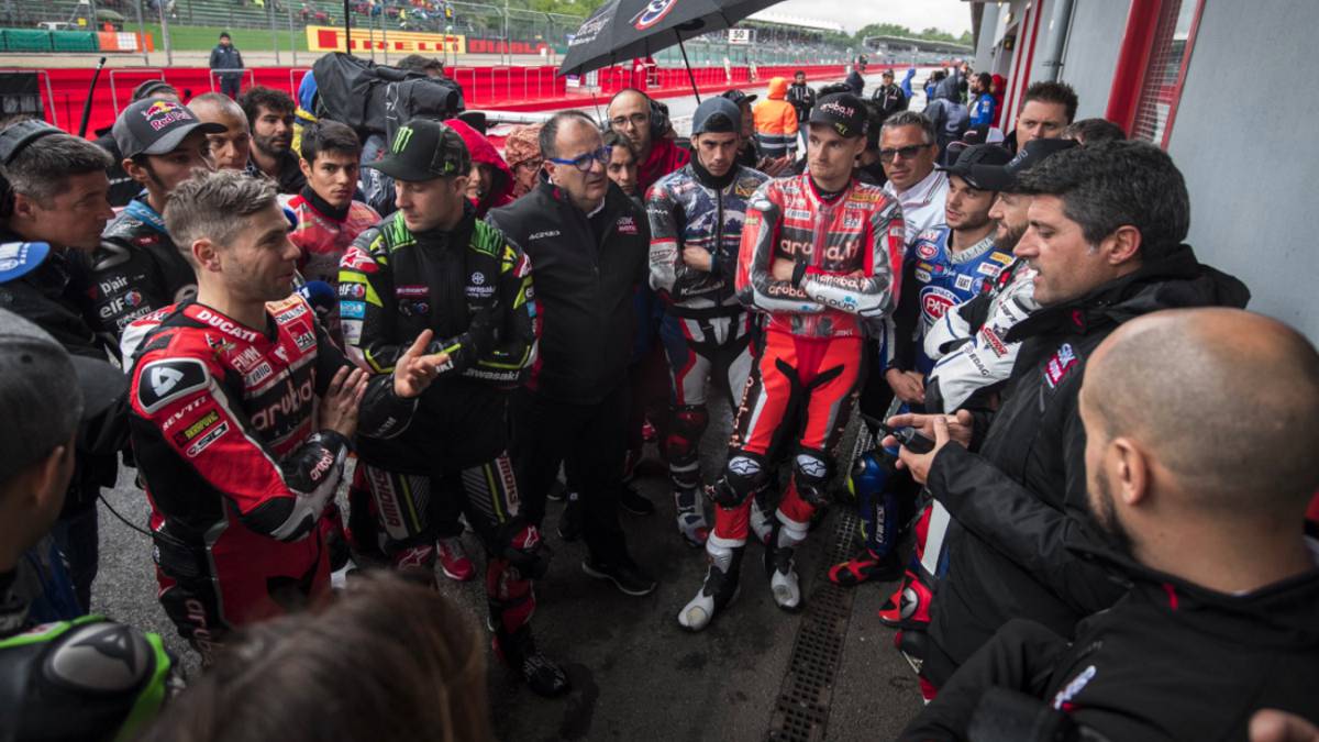 ¿Dardo de Ímola?: "Esta pista mide a los hombres y las motos"