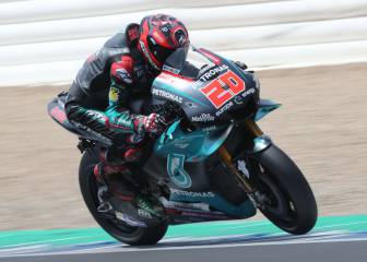 Quartararo lidera con cara y cruz para Márquez y Lorenzo