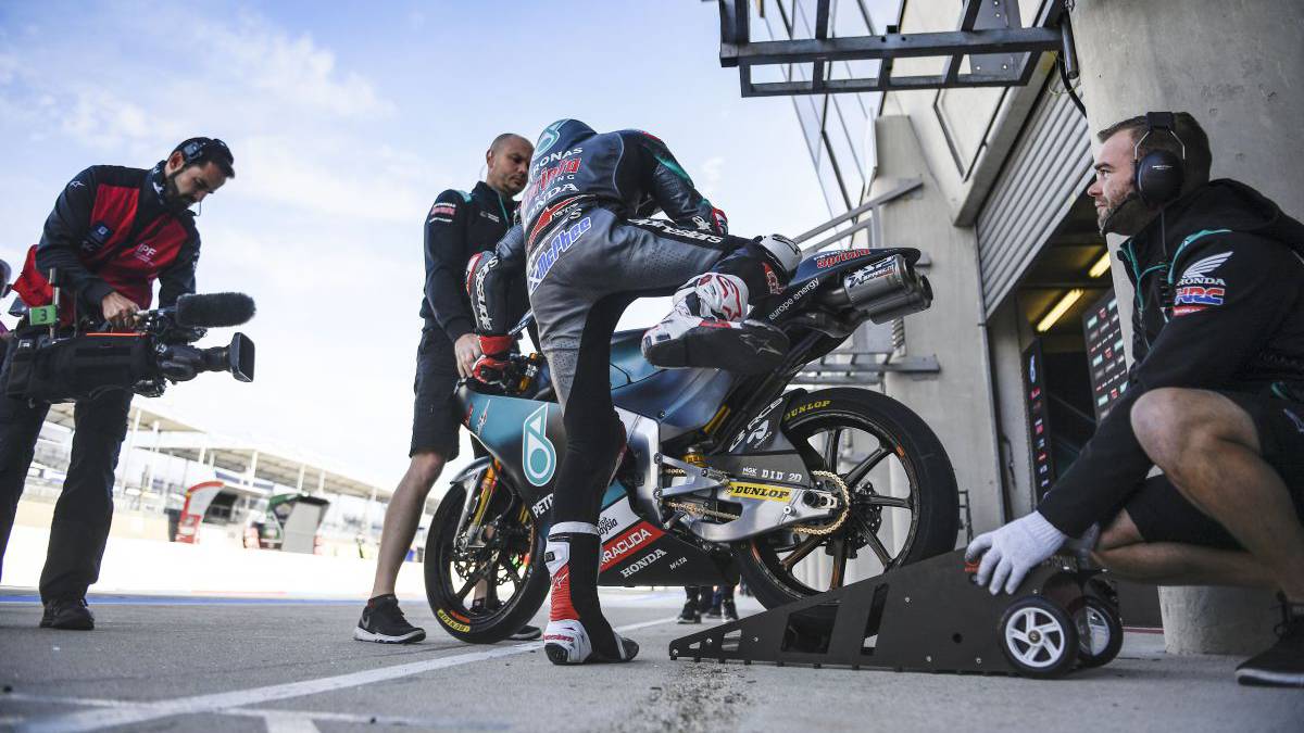 Pole de McPhee repescado de la Q1 con Ramírez sexto