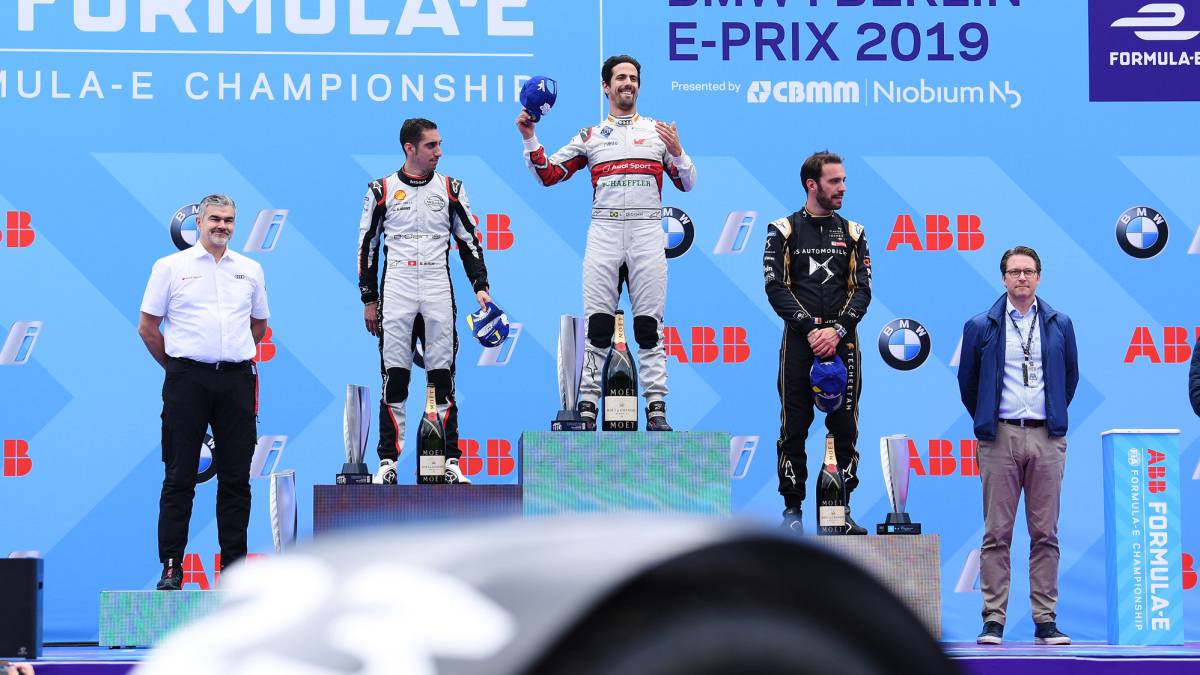 Di Grassi, Buemi y Vergne en el podio de Berlín.
