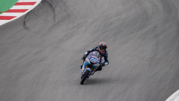 Gabriel Rodrigo se encarama a lo más alto en Moto3