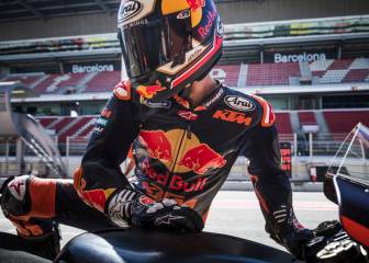 Lorenzo vuelve a caerse en el regreso de Pedrosa a MotoGP