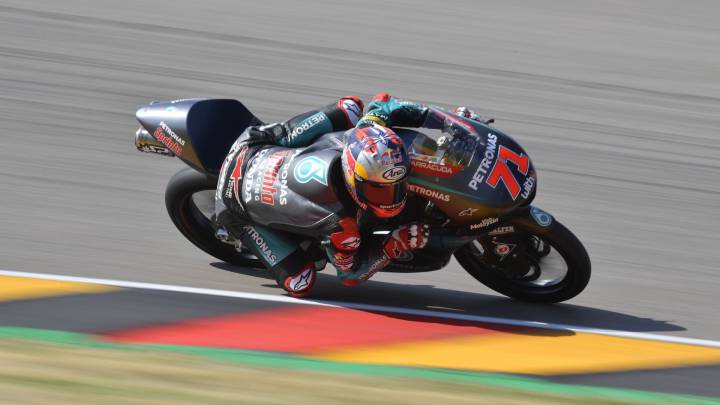Sasaki también se estrena en la pole y tercero de Ramírez