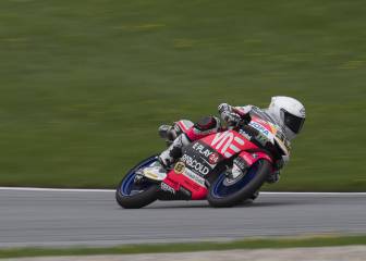 El nuevo Fenati remata la pole con una inapelable victoria