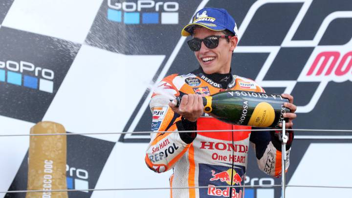 Márquez tiene a tiro llegar con 'bola de título' a Tailandia