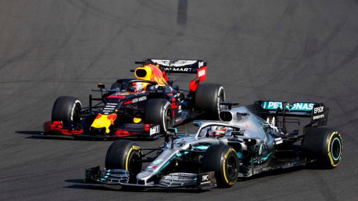 Red Bull mira de cara a Mercedes
