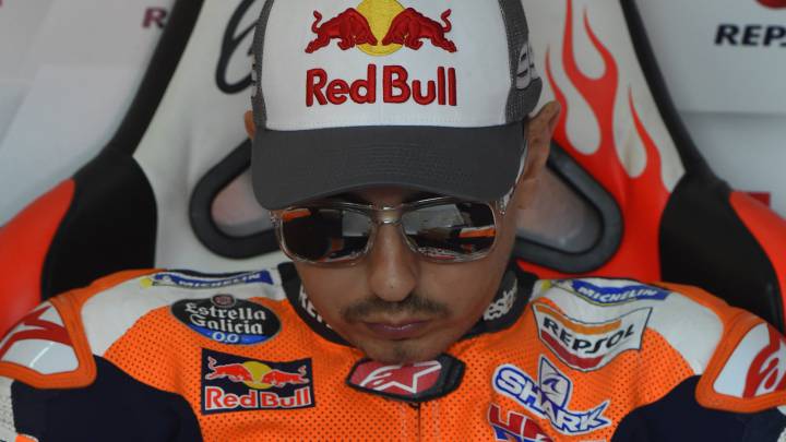 Jorge Lorenzo le puede costar a Honda la triple corona