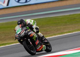 La lluvia aleja a Manu González de la cabeza en Magny-Cours